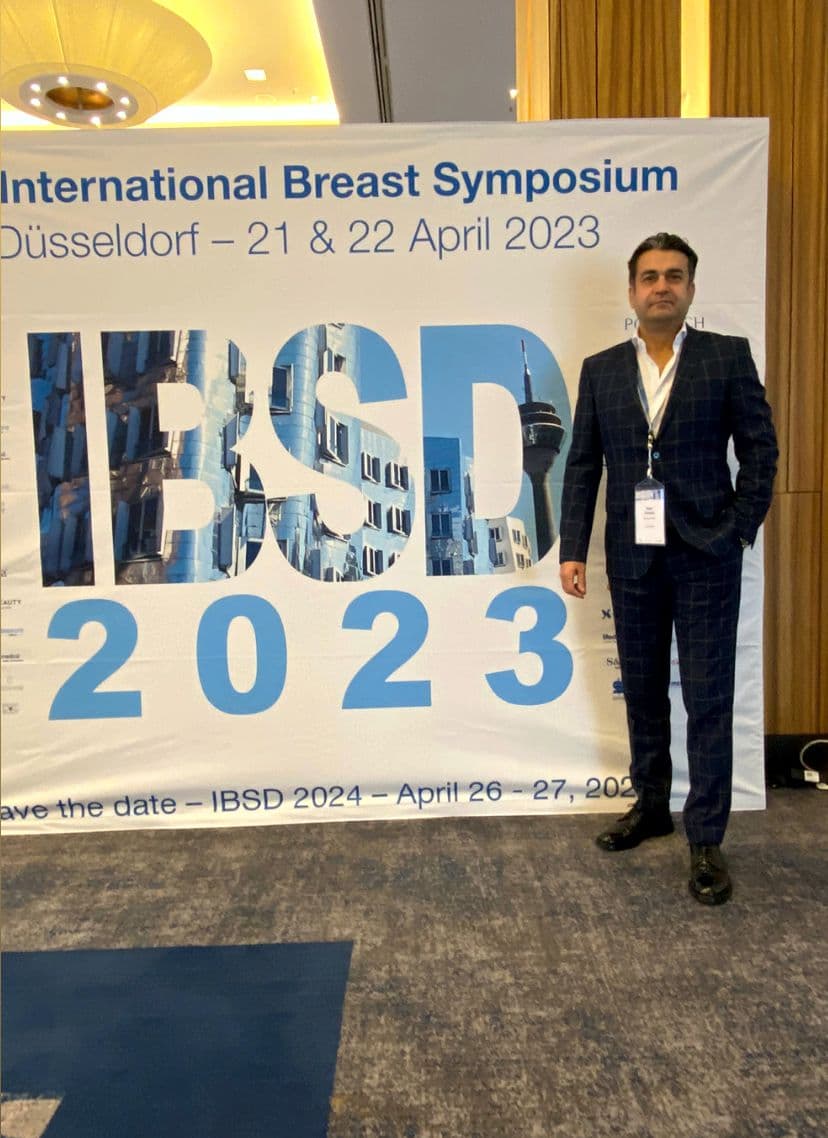 Dr Rami Alshekh na International Breast Symposium w Düsseldorfie